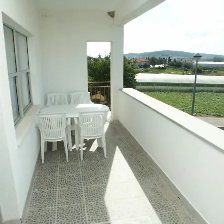 Апартаменти By The Sea Seget Donji, - 2041 Трогір