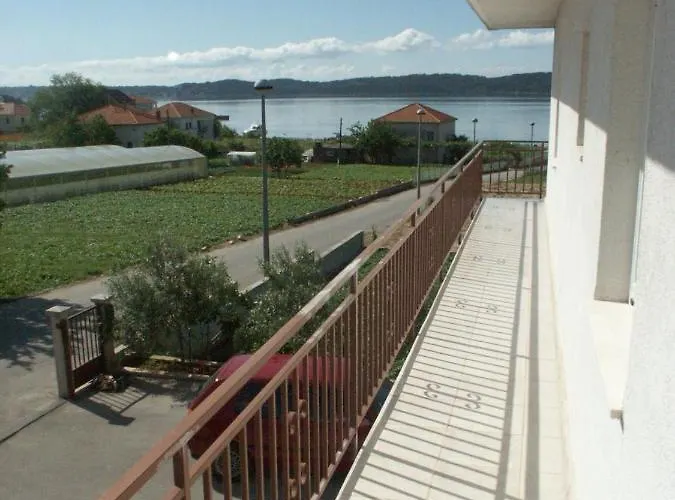 Appartement By The Sea Seget Donji, - 2041 *