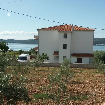 Apartment By The Sea Seget Donji, - 2041 Trogir
