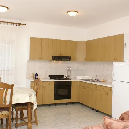 Apartment By The Sea Seget Donji, - 2041