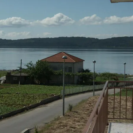 By The Sea Seget Donji, - 2041 شقة